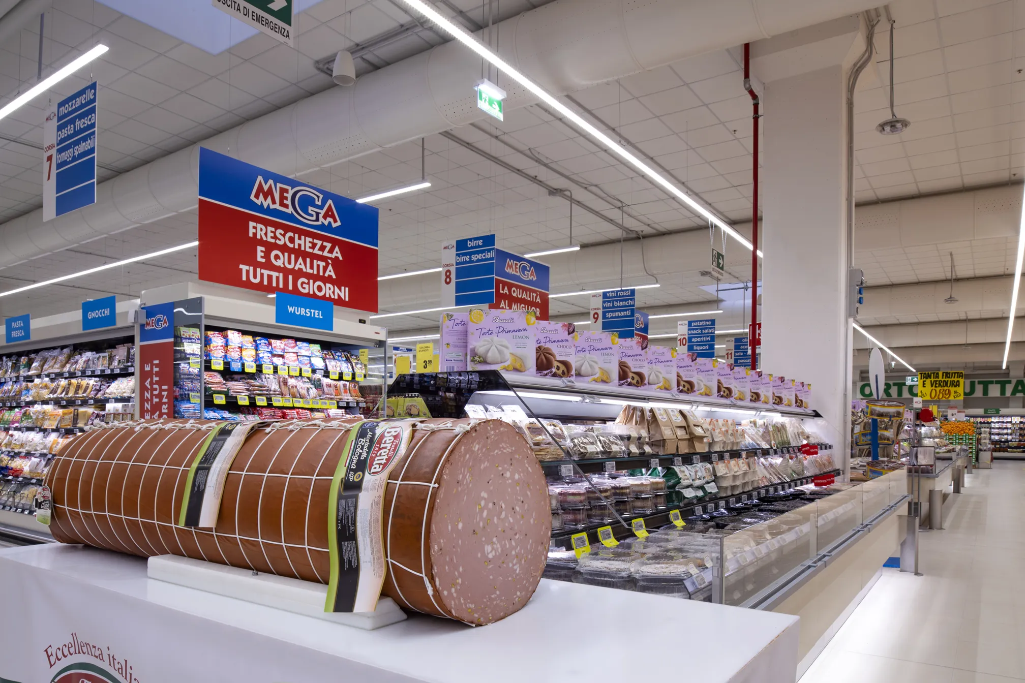 Famila mega mestre mortadella copia