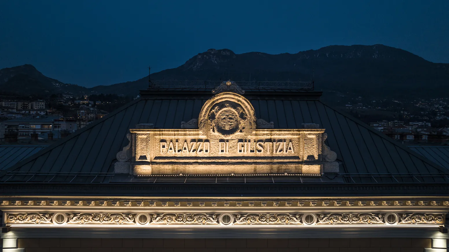 tribunale dettaglio copia